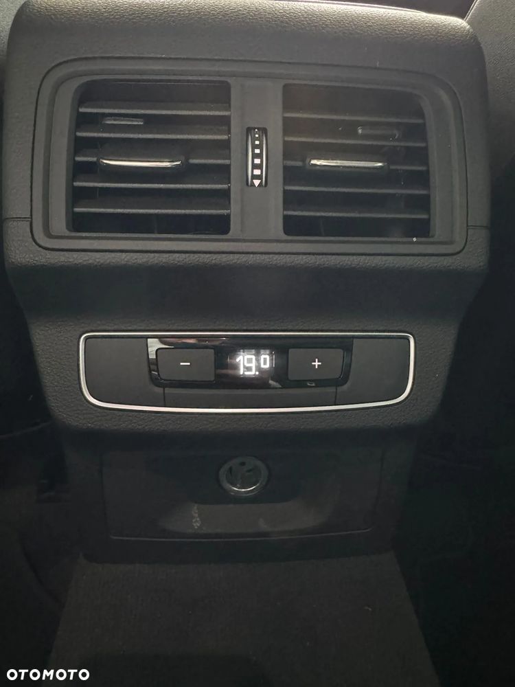 Audi Q5 Sportback - 11
