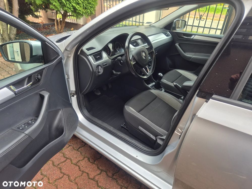 Skoda RAPID Spb 1.6 TDI DPF Ambition - 16