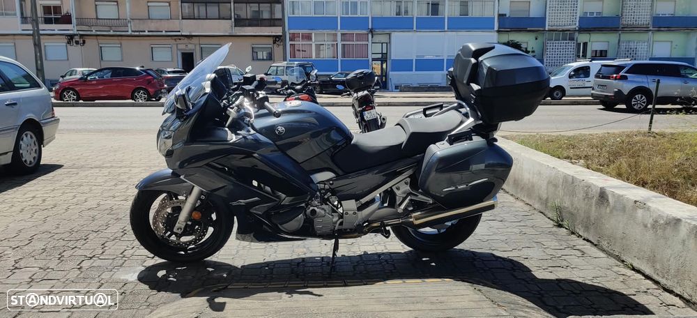 Yamaha FJR 1300 - 2