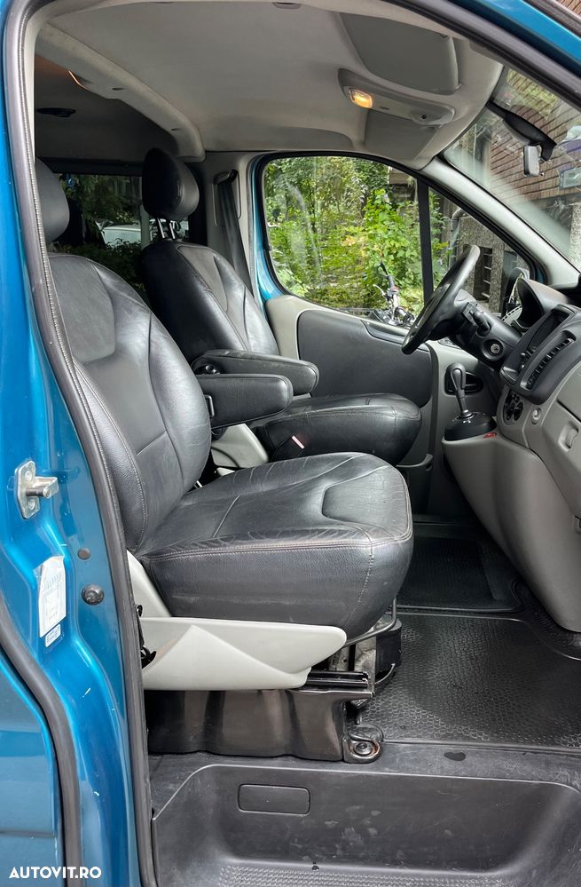 Opel Vivaro - 9