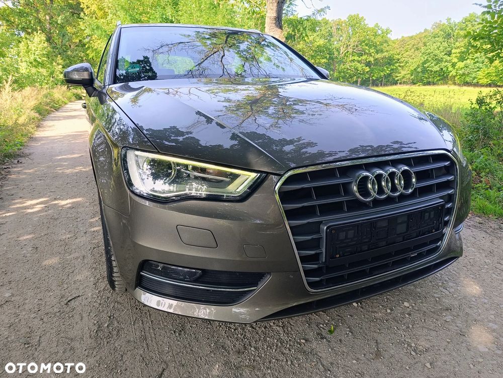 Audi A3 Sportback 1.6 TDI Attraction - 1