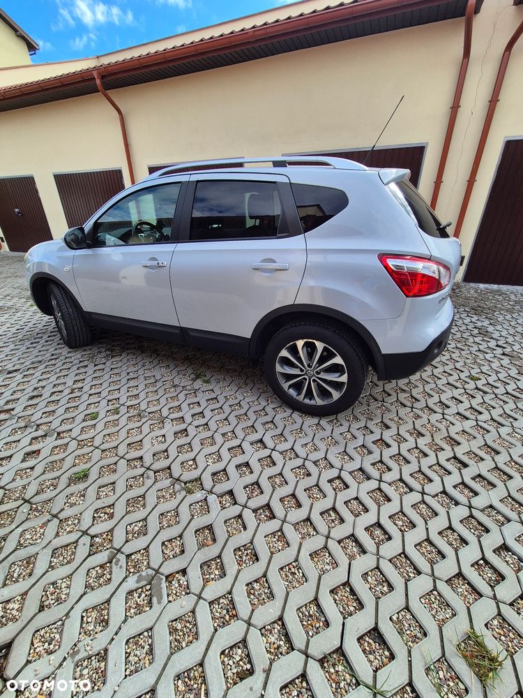 Nissan Qashqai 2.0 dCi Tekna EU5 - 4