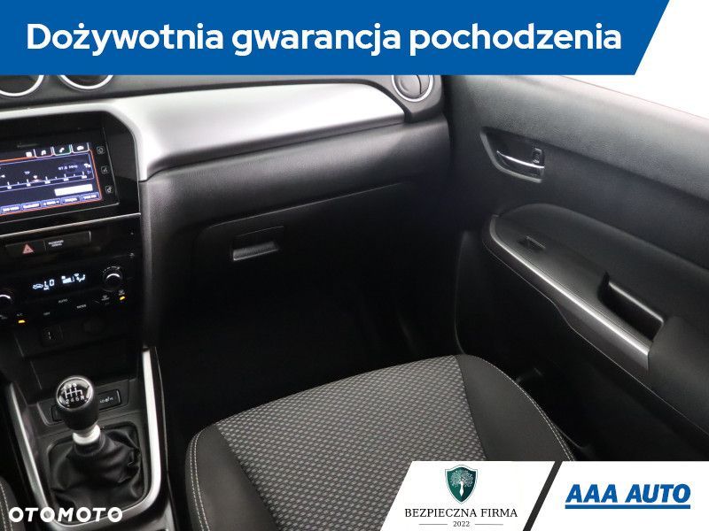 Suzuki Vitara - 10