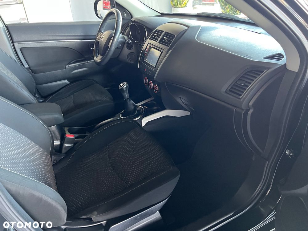 Mitsubishi ASX - 32