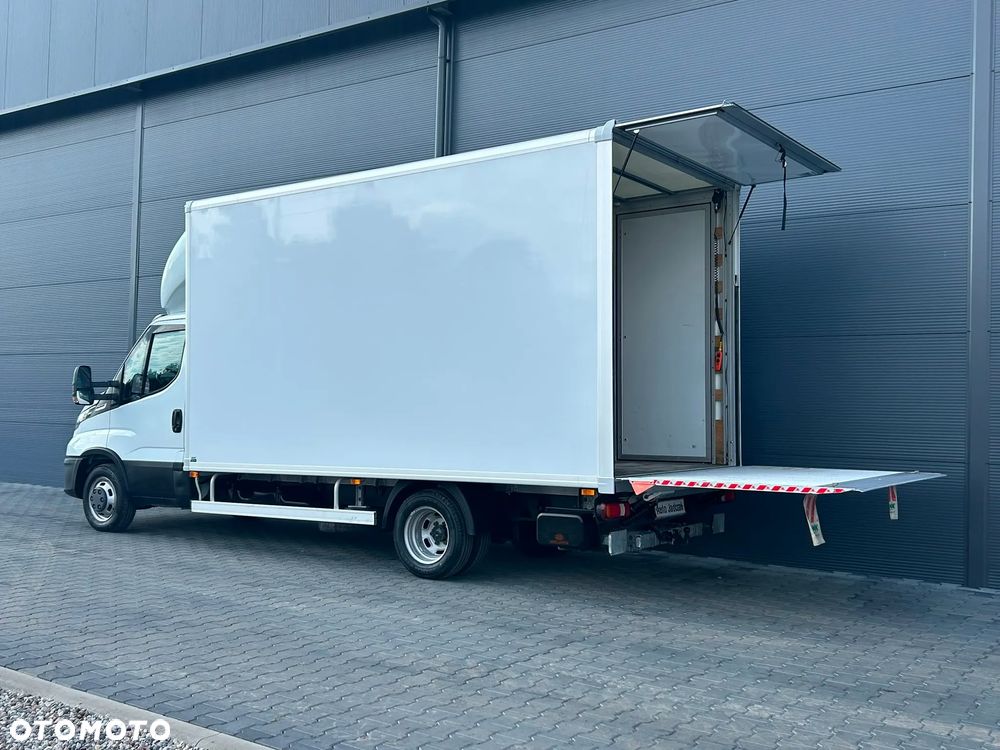 Iveco Daily 40C18 35C18 3.0 HPI Hi-Matic Kontener 8 palet + winda 1000kg + drzwi boczne **Kamera**Klima**LED**Super stan**2023R** - 7