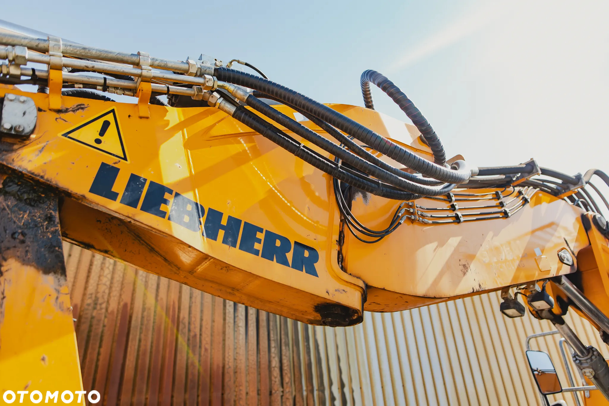Liebherr A 918 - 10