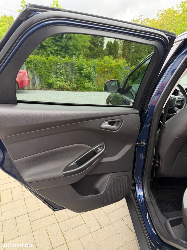 Ford Focus 1.0 EcoBoost Start-Stopp-System Champions Edition - 16