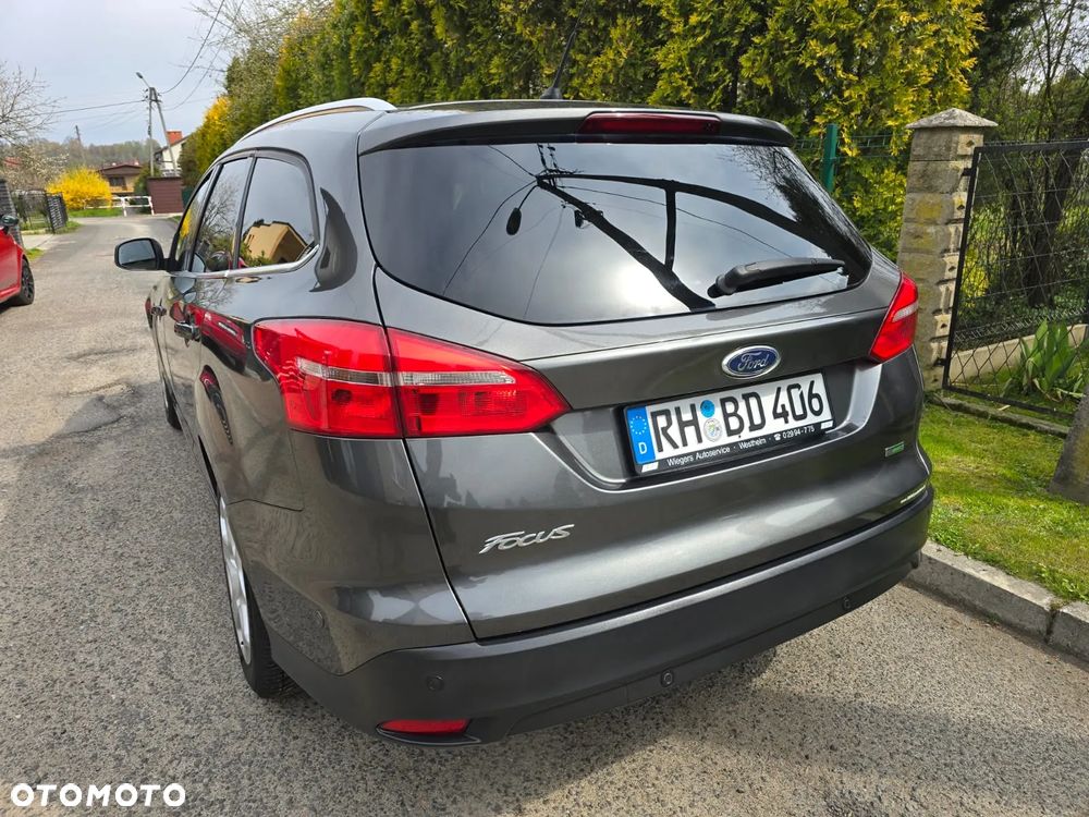 Ford Focus 1.0 EcoBoost Titanium - 6