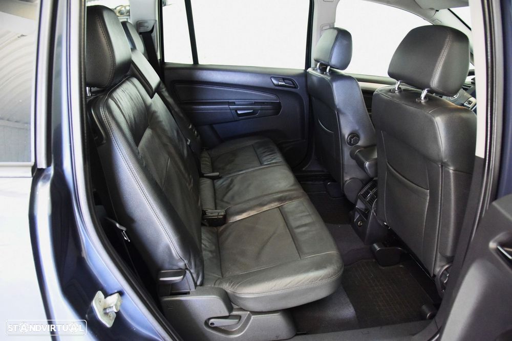 Opel Zafira 1.9 CDTI Cosmo Auto. - 17