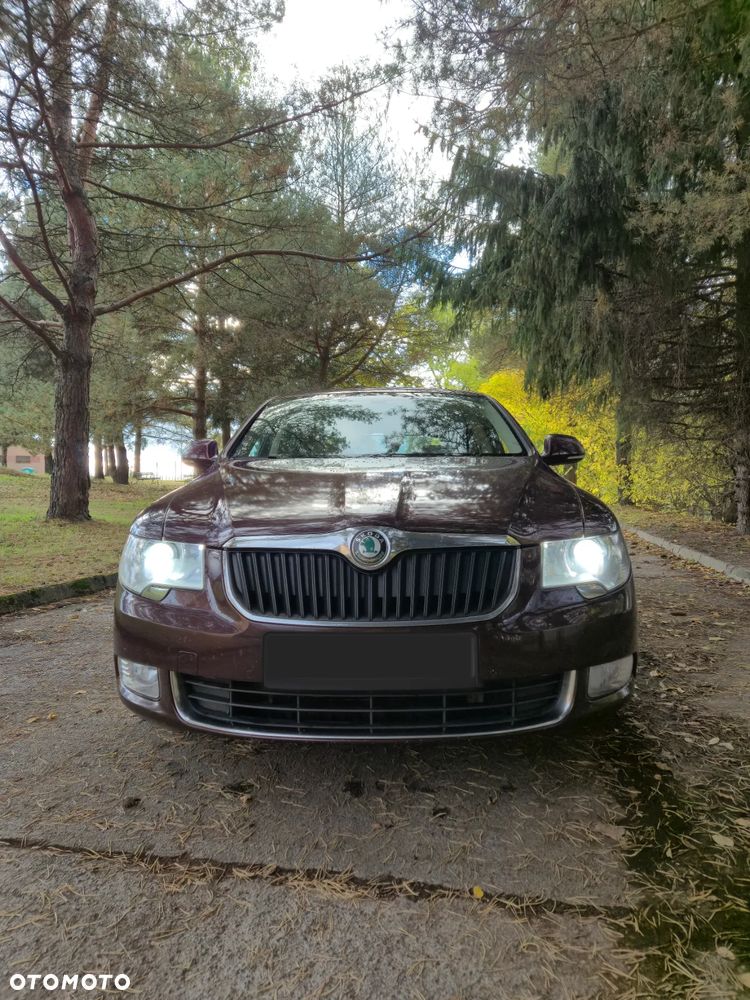 Skoda Superb 2.0 TDI Elegance - 9
