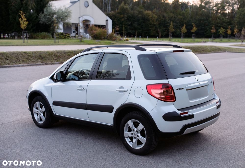 Suzuki SX4 1.6 Premium 4WD - 6