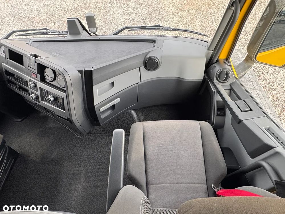 Renault T 520 / ACC / HIGH CAB / KLIMA POSTOJOWA / Z NIEMIEC / IDEALNY STAN - 30