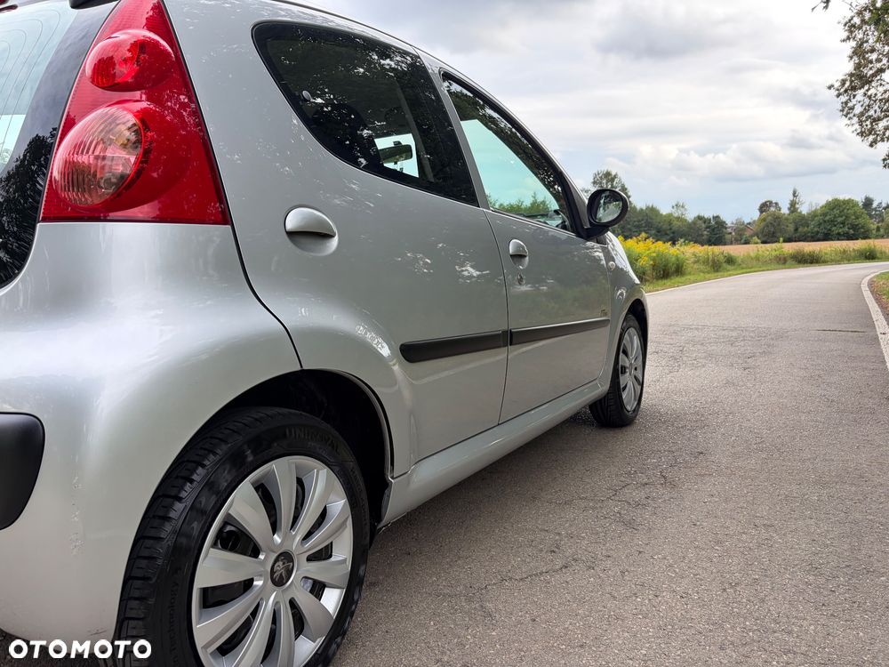 Peugeot 107 - 16