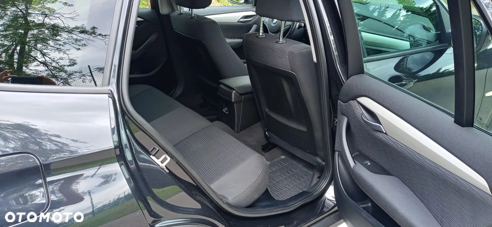 BMW X1 sDrive18i xLine - 28
