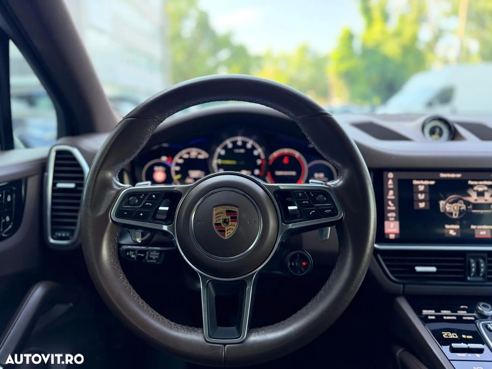 Porsche Cayenne E-Hybrid Tiptronic S - 17