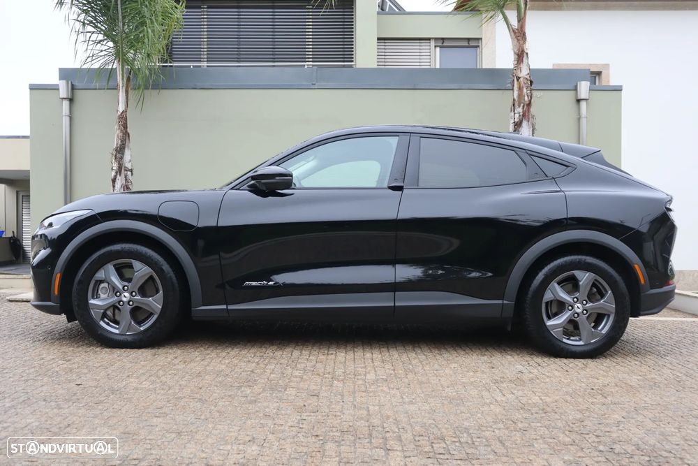 Ford Mustang Mach-E Alargada - 45