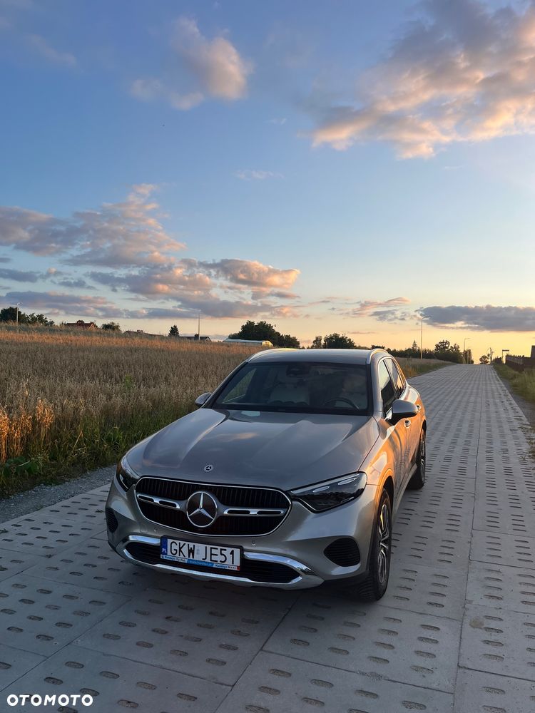 Mercedes-Benz GLC 220 d mHEV 4-Matic Avantgarde - 2