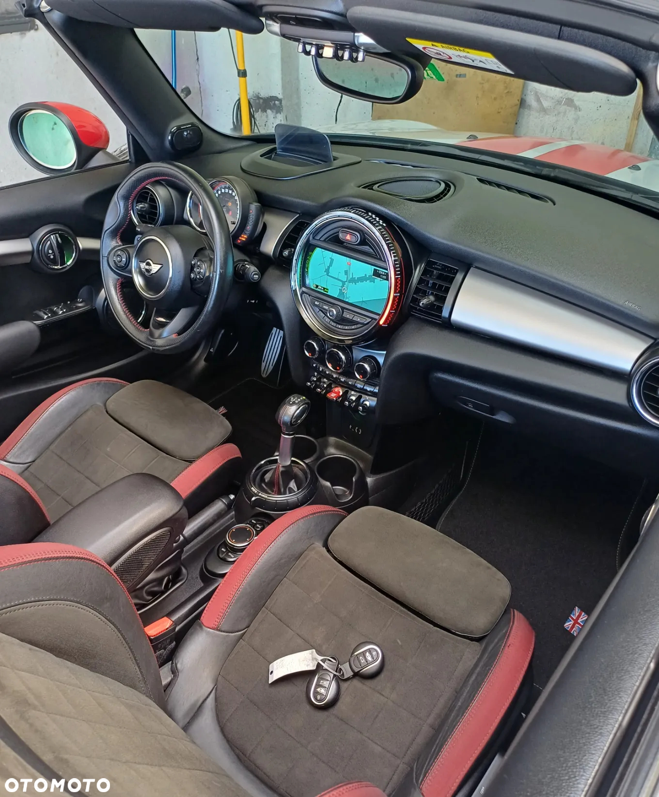 MINI John Cooper Works Cabrio - 16