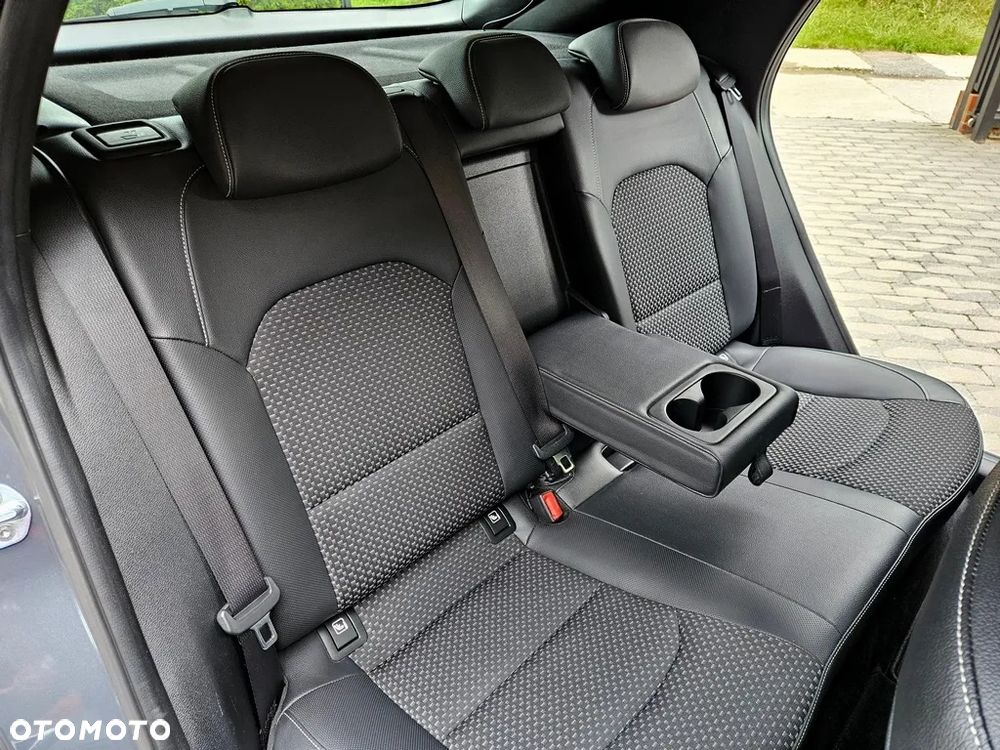 Kia XCeed - 23