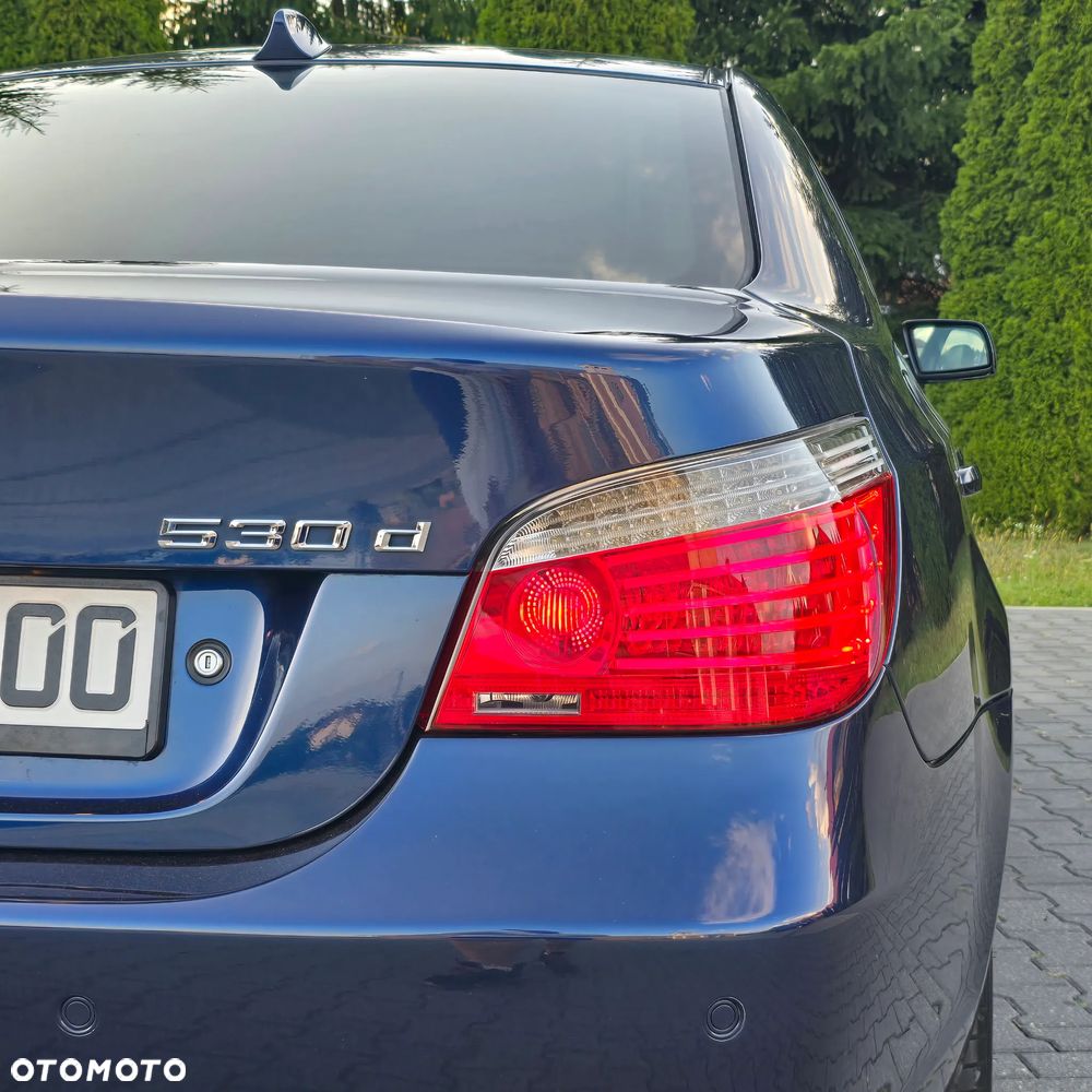 BMW Seria 5 530d Sport-Aut Edition Sport - 18
