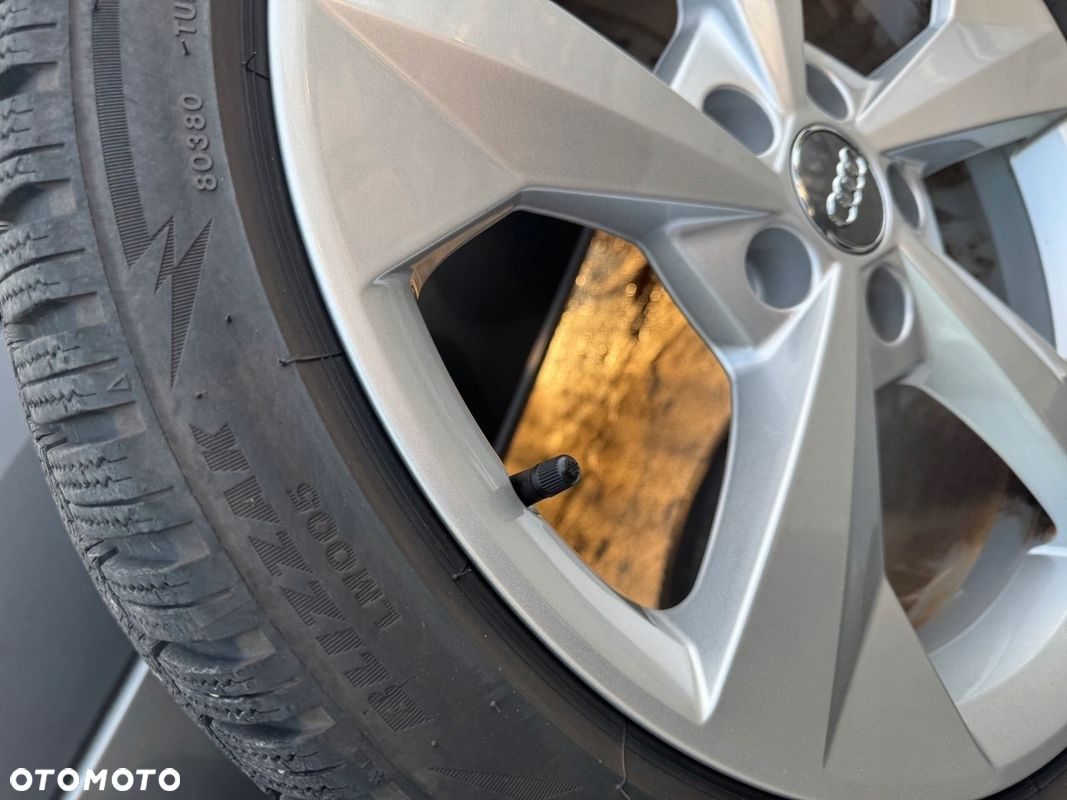 Felgi aluminiowe Audi S3 A3 Q3 Vw Golf, Skoda Audi Oe 8 x18/5x112 Et 4 - 6
