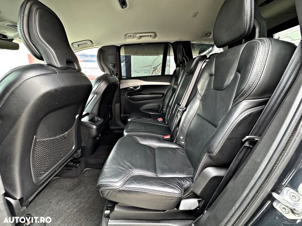 Volvo XC 90 D5 AWD Geartronic Inscription - 8