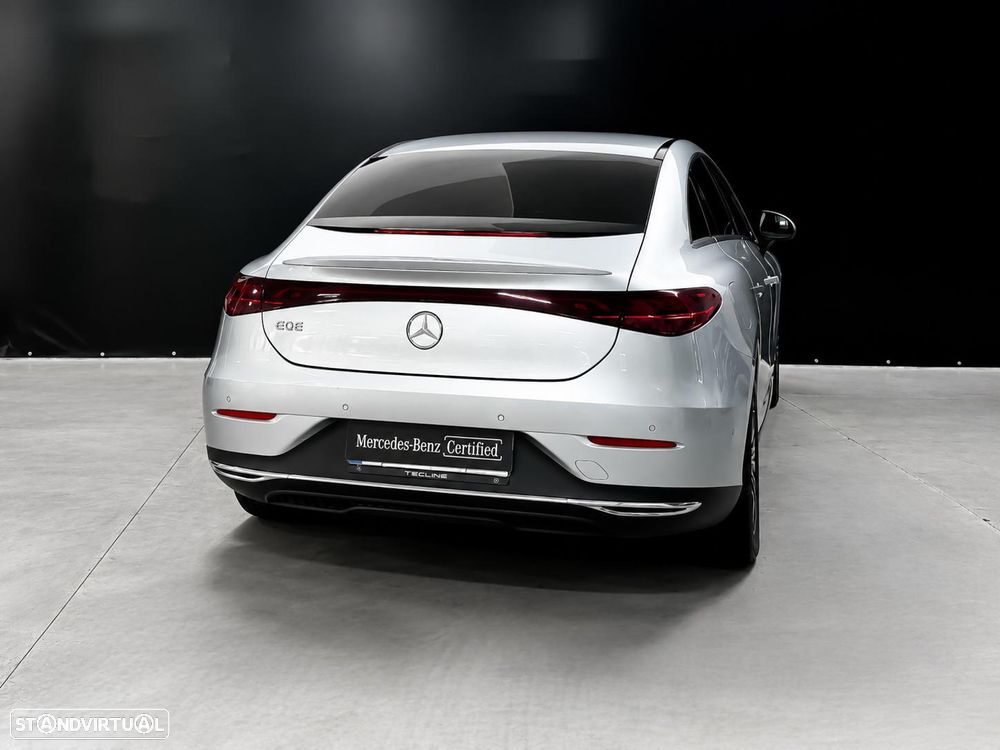 Mercedes-Benz EQE - 7