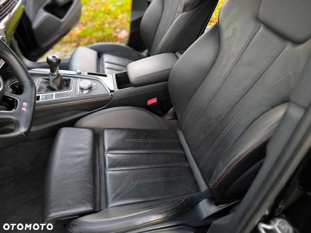 Audi A4 Avant 2.0 TFSI ultra Sport - 23