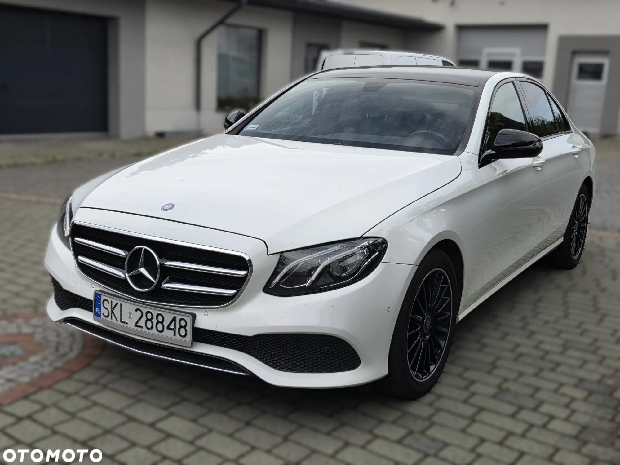 Mercedes-Benz Klasa E 220 d 9G-TRONIC - 5