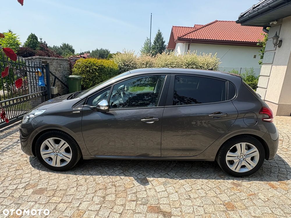 Peugeot 208 1.2 PureTech Style - 2