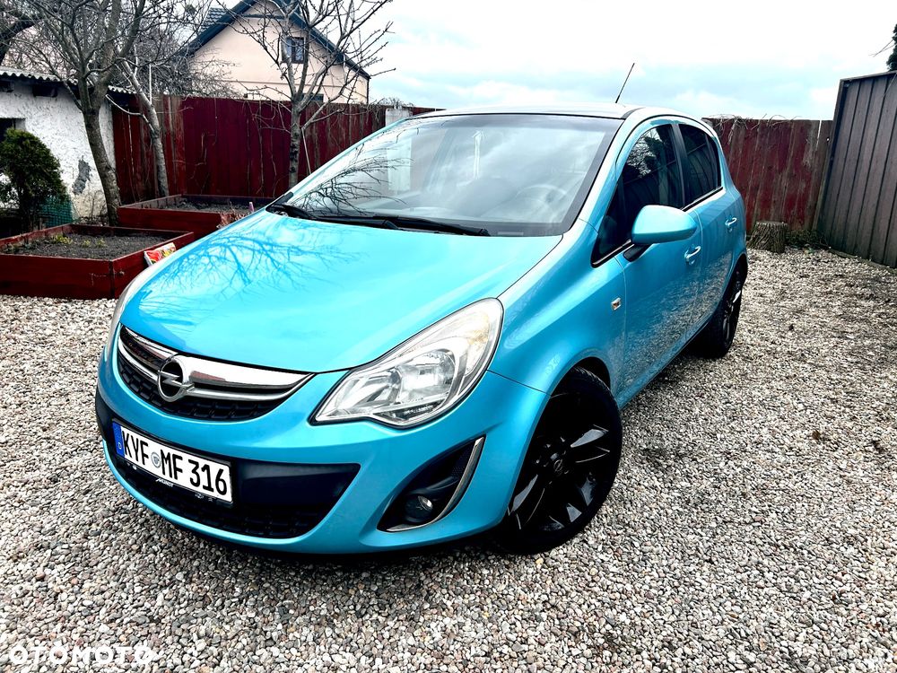 Opel Corsa 1.4 16V Color Elegance - 1