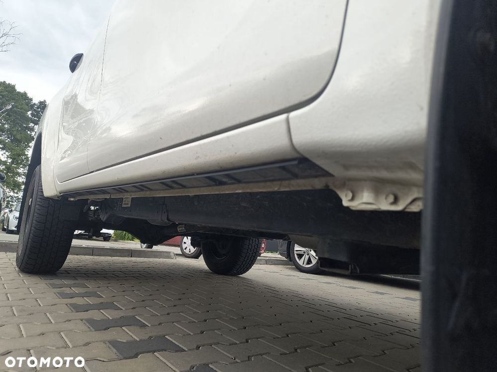 Toyota Hilux 2.4 D-4D Double Cab DL 4x4 - 15
