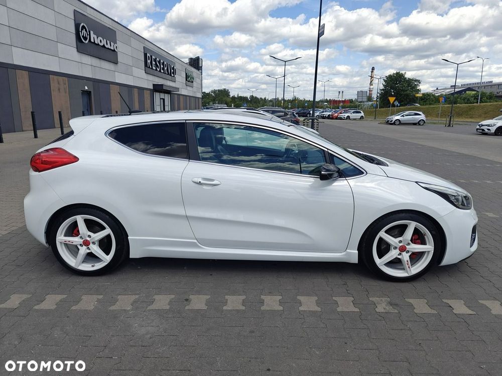 Kia Ceed - 21