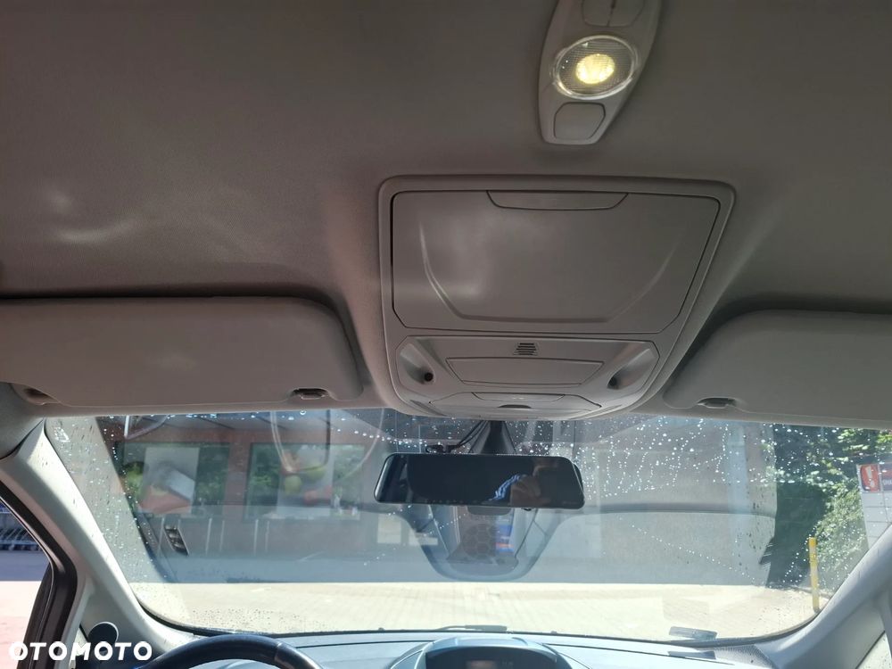 Ford Grand C-MAX - 16