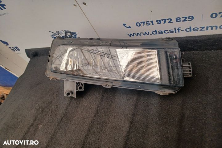 Proiector dreapta 5TA941662 5TA941662 Volkswagen VW Touran 2 [2015 - - 2