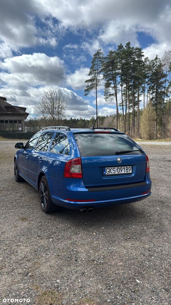 Skoda Octavia 2.0 TDI CR DPF RS - 5