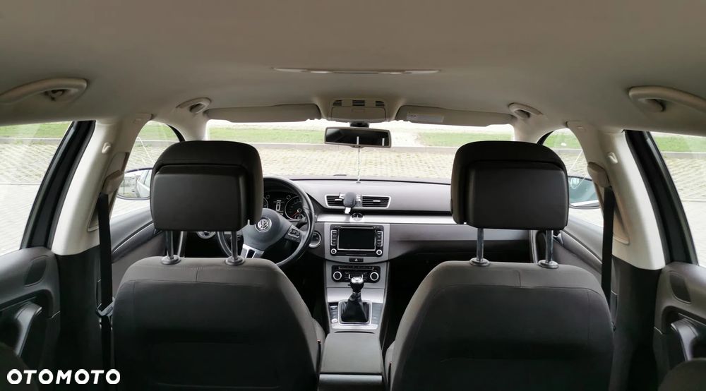 Volkswagen Passat 1.8 TSI Comfortline - 16
