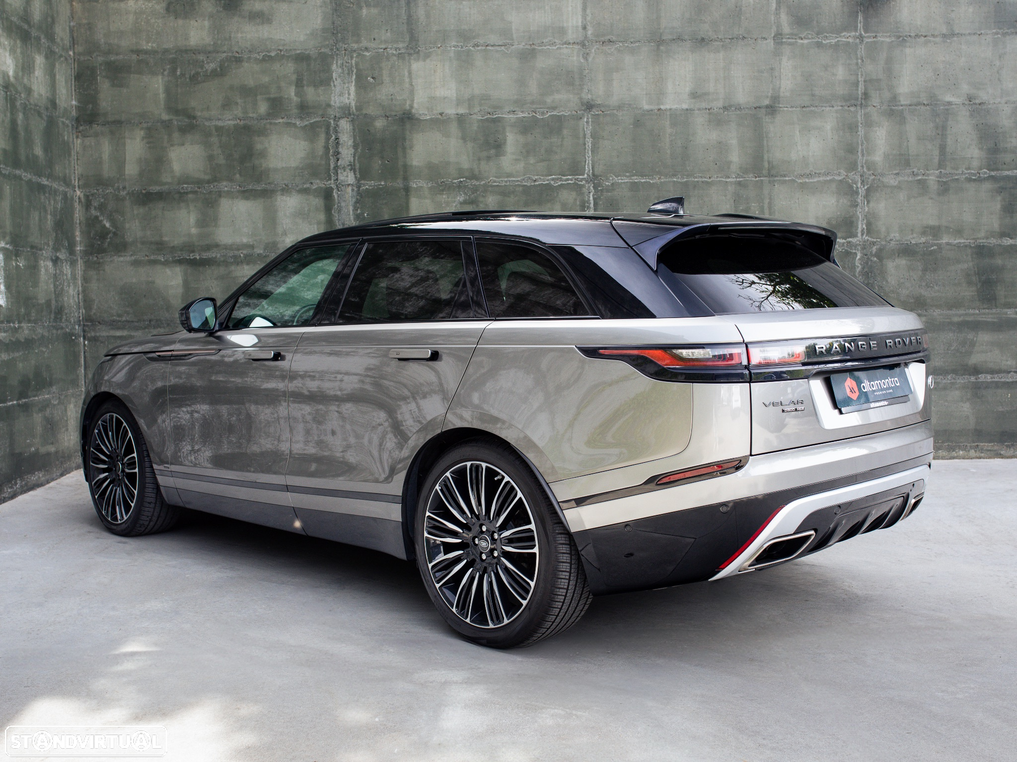 Land Rover Range Rover Velar D300 Dynamic HSE - 12