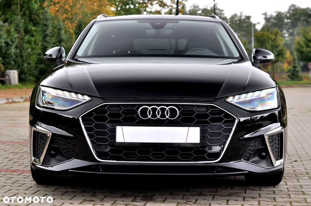 Audi A4 ver-avant-35-tfsi-s-tronic-s-line - 12