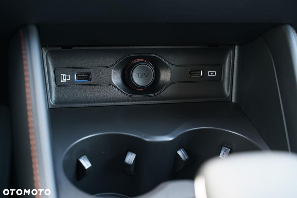 MG HS 1.5 T-GDI Exclusive DCT - 17