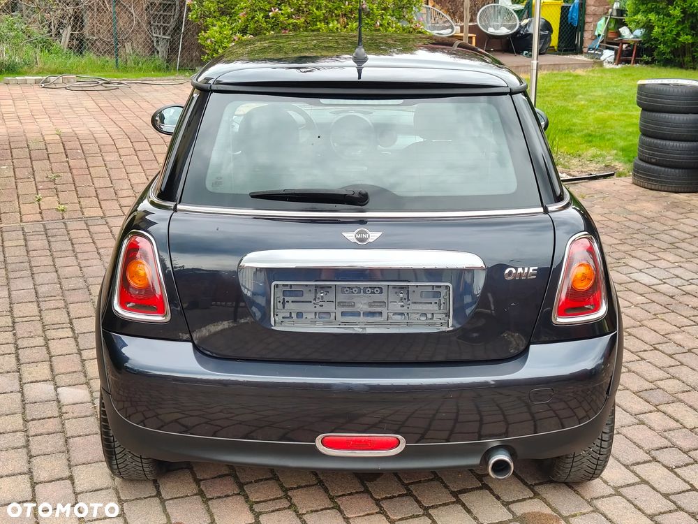 MINI Cooper Standard - 5