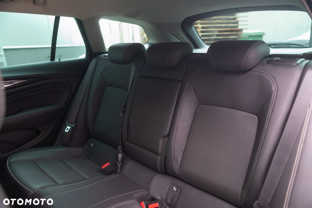 Opel Insignia 2.0 CDTI Exclusive S&S - 16