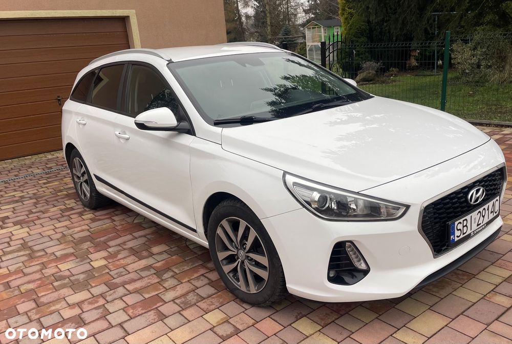 Hyundai i30 1.6 CRDi BlueDrive Premium - 1