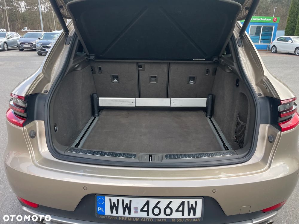 Porsche Macan - 14