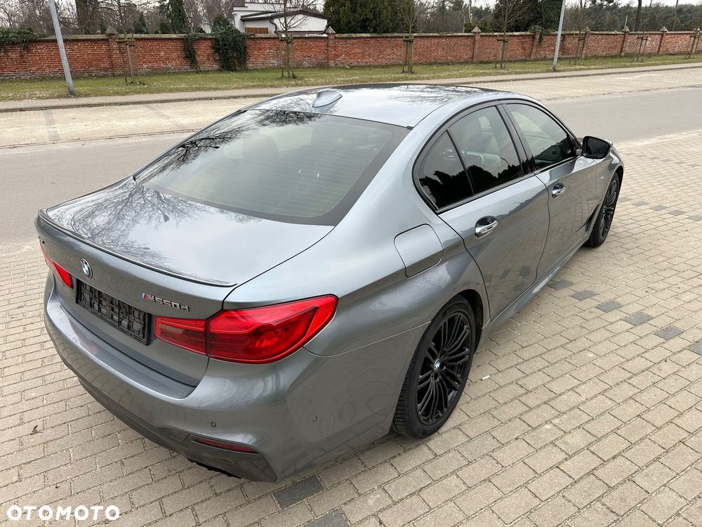 BMW Seria 5 530d xDrive Sport Line - 7