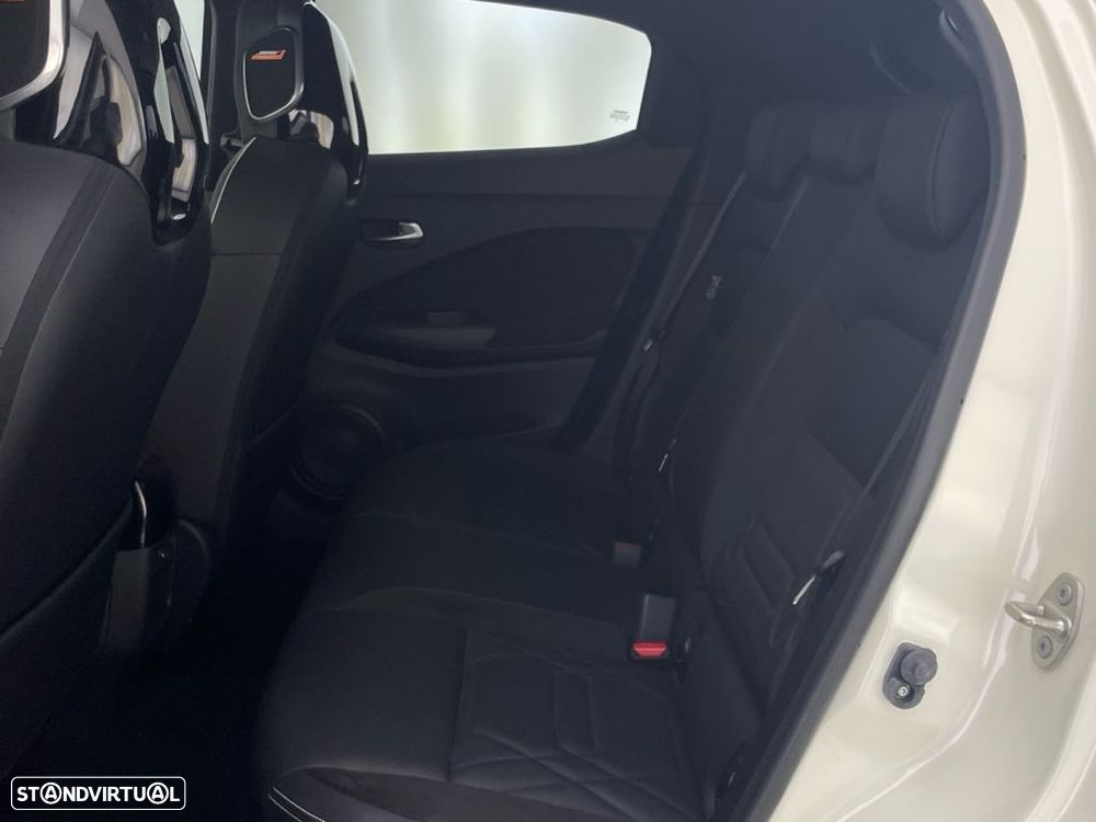 Nissan Juke 1.0 DIG-T N-Design Silver — fotografia 12