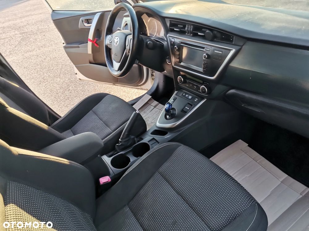 Toyota Auris - 35