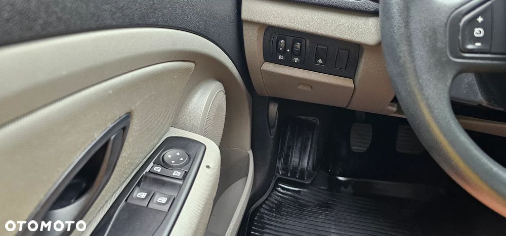 Renault Megane 1.6 16V 100 Authentique - 22