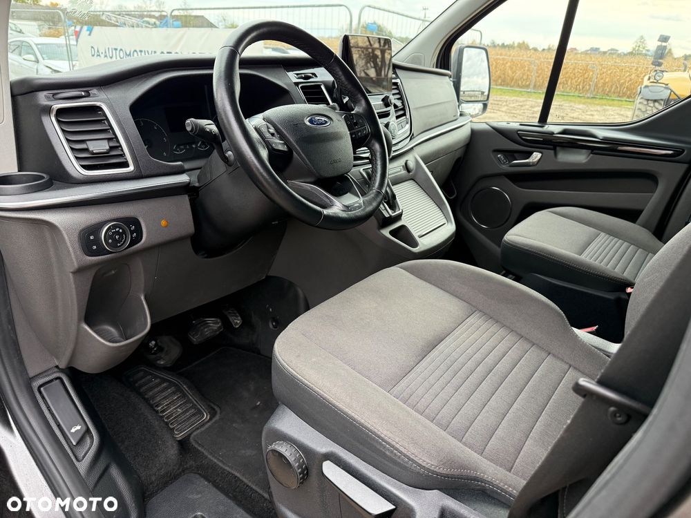 Ford Tourneo Custom 320 L1H1 VA Autm Titanium - 9