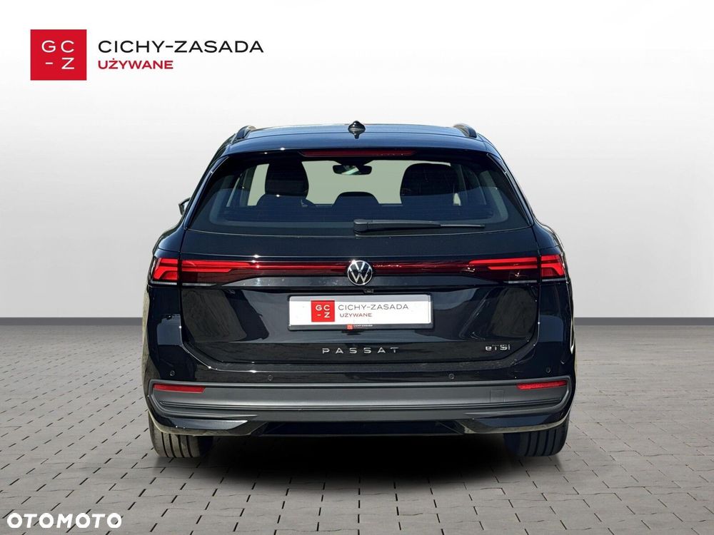 Volkswagen Passat - 5